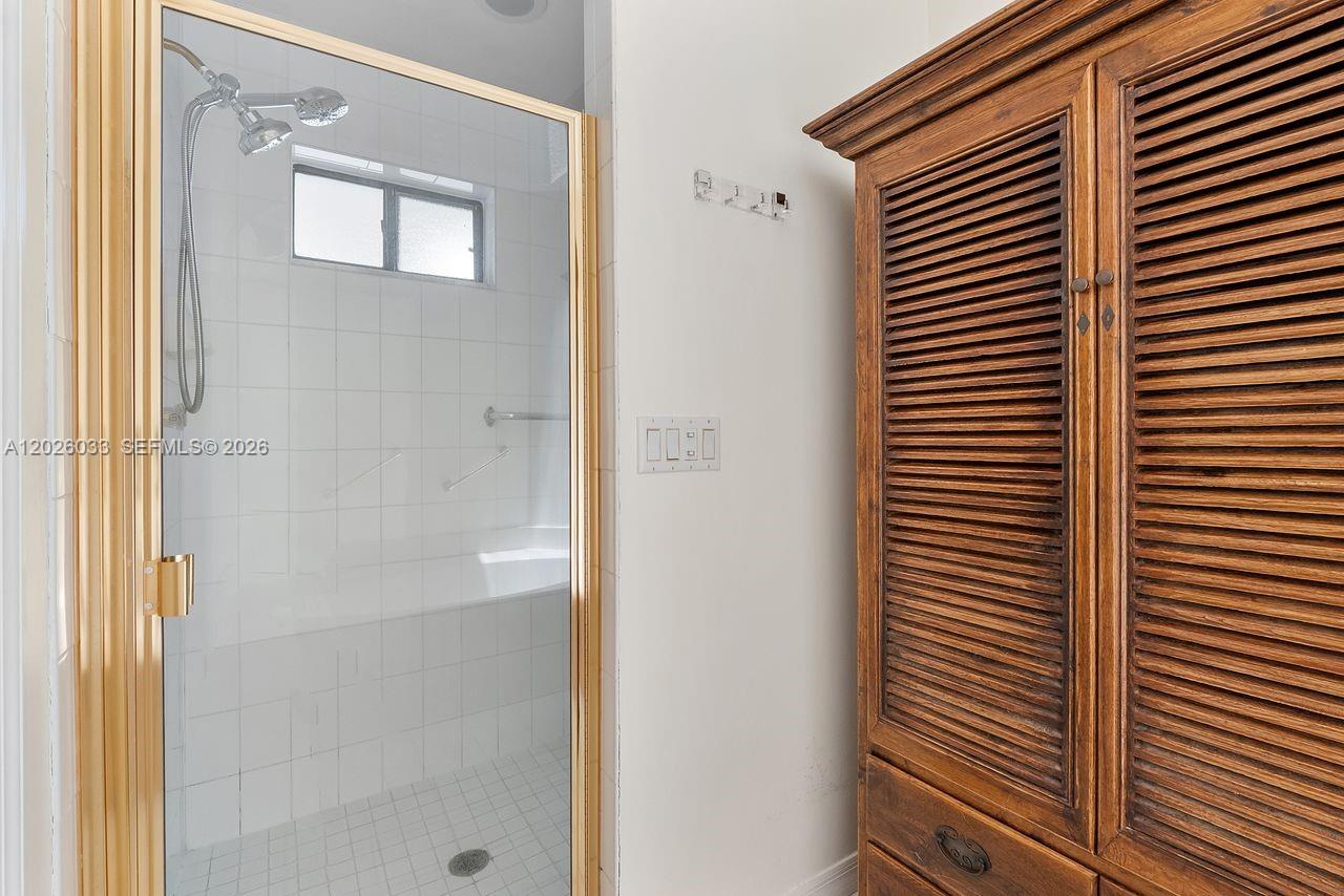 TURTLE CREEK EAST CONDO - Residential
