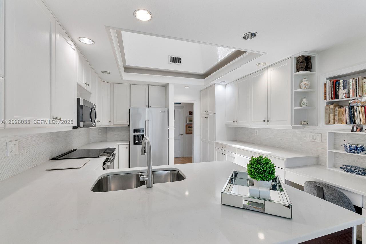 TURTLE CREEK EAST CONDO - Residential