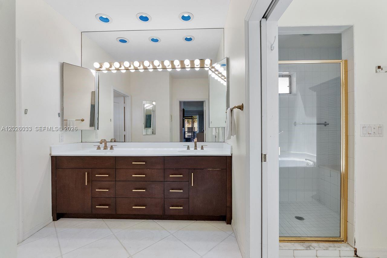 TURTLE CREEK EAST CONDO - Residential