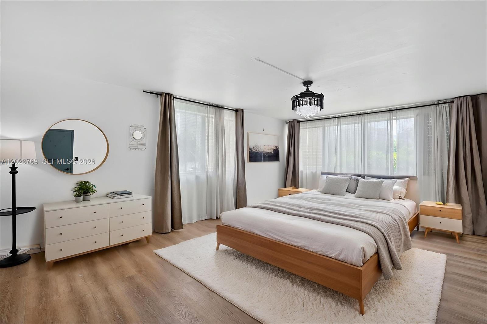 10240 Collins Ave 207