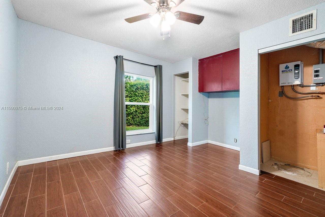 HERITAGE PINES - Residential