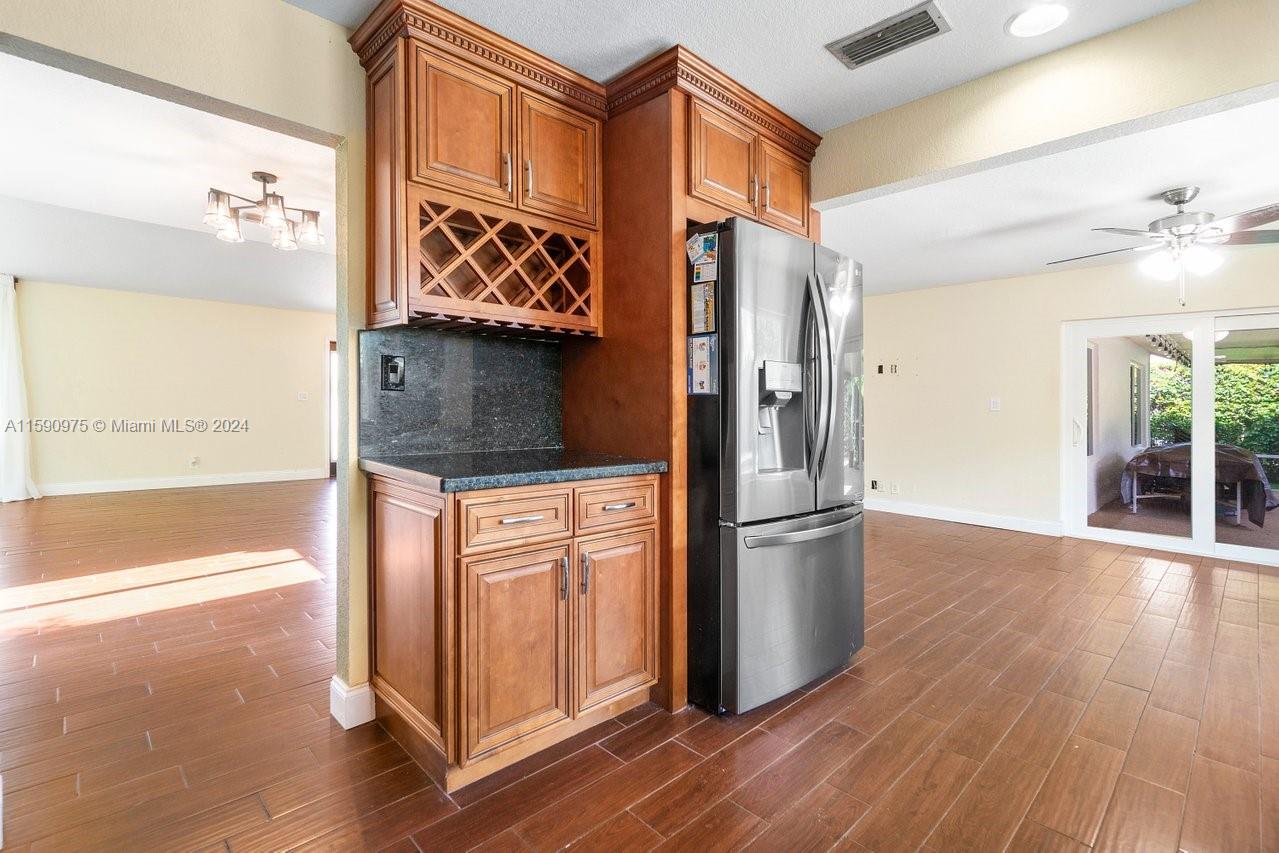 HERITAGE PINES - Residential