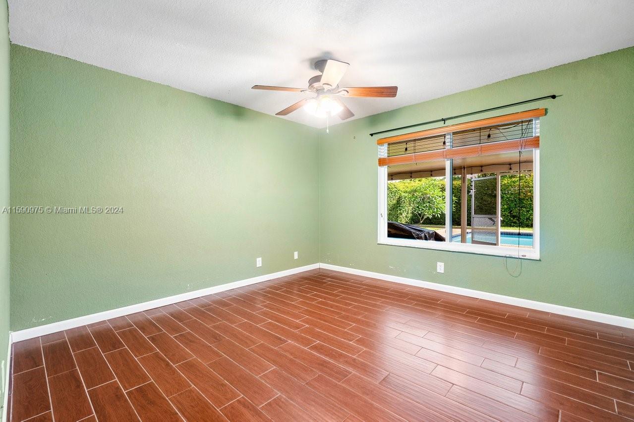 HERITAGE PINES - Residential