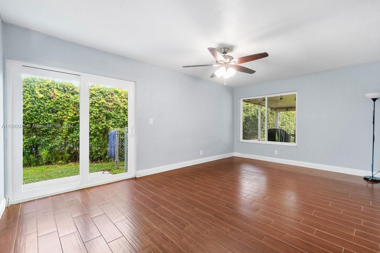HERITAGE PINES - Residential