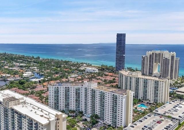 Property for Sale at 19380 Collins Ave 1125, Sunny Isles Beach, Miami-Dade County, Florida - Bedrooms: 1 
Bathrooms: 1  - $319,000