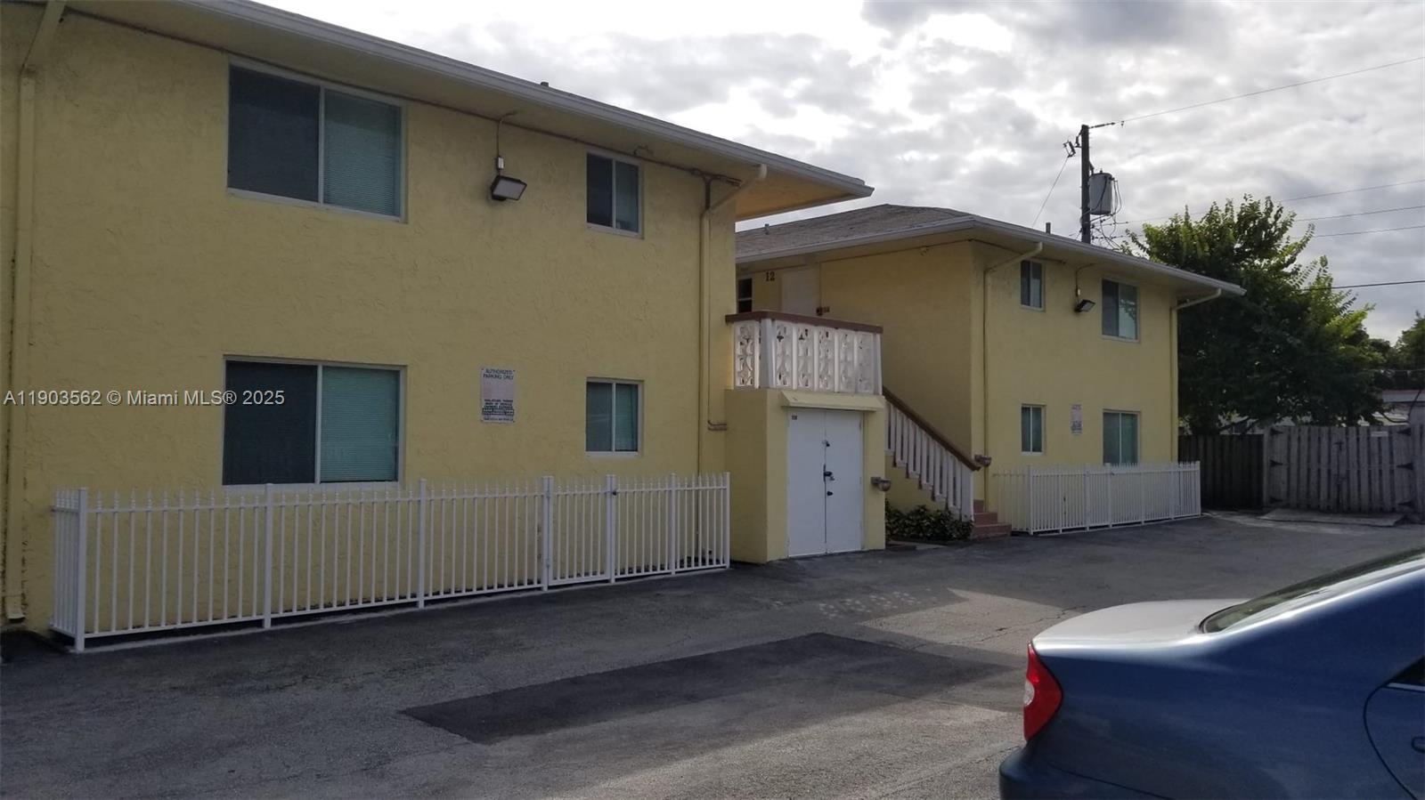 ATLANTIC SHORES DIXIE HIG - Residential Lease