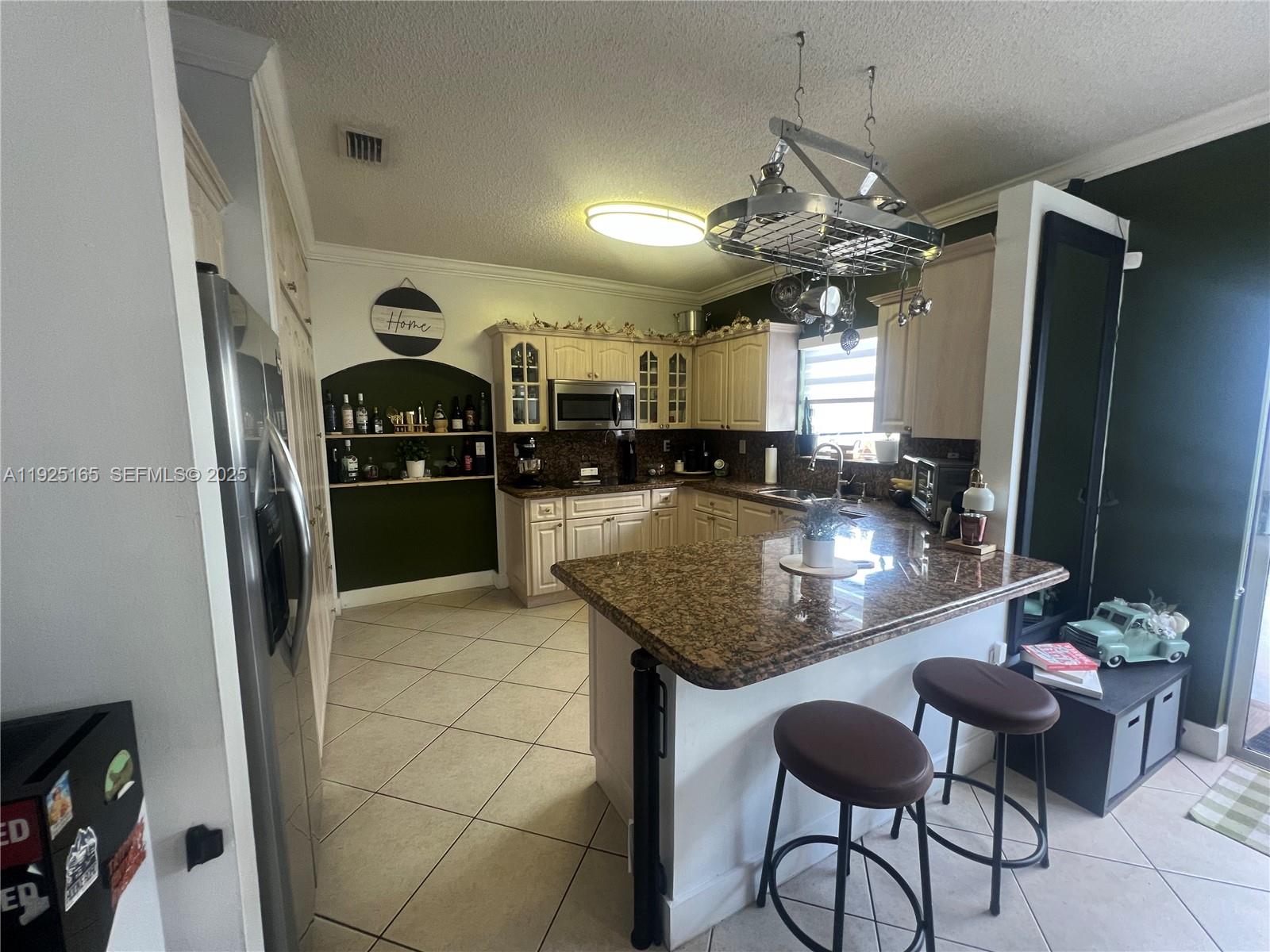 MAGNY SUB - Residential