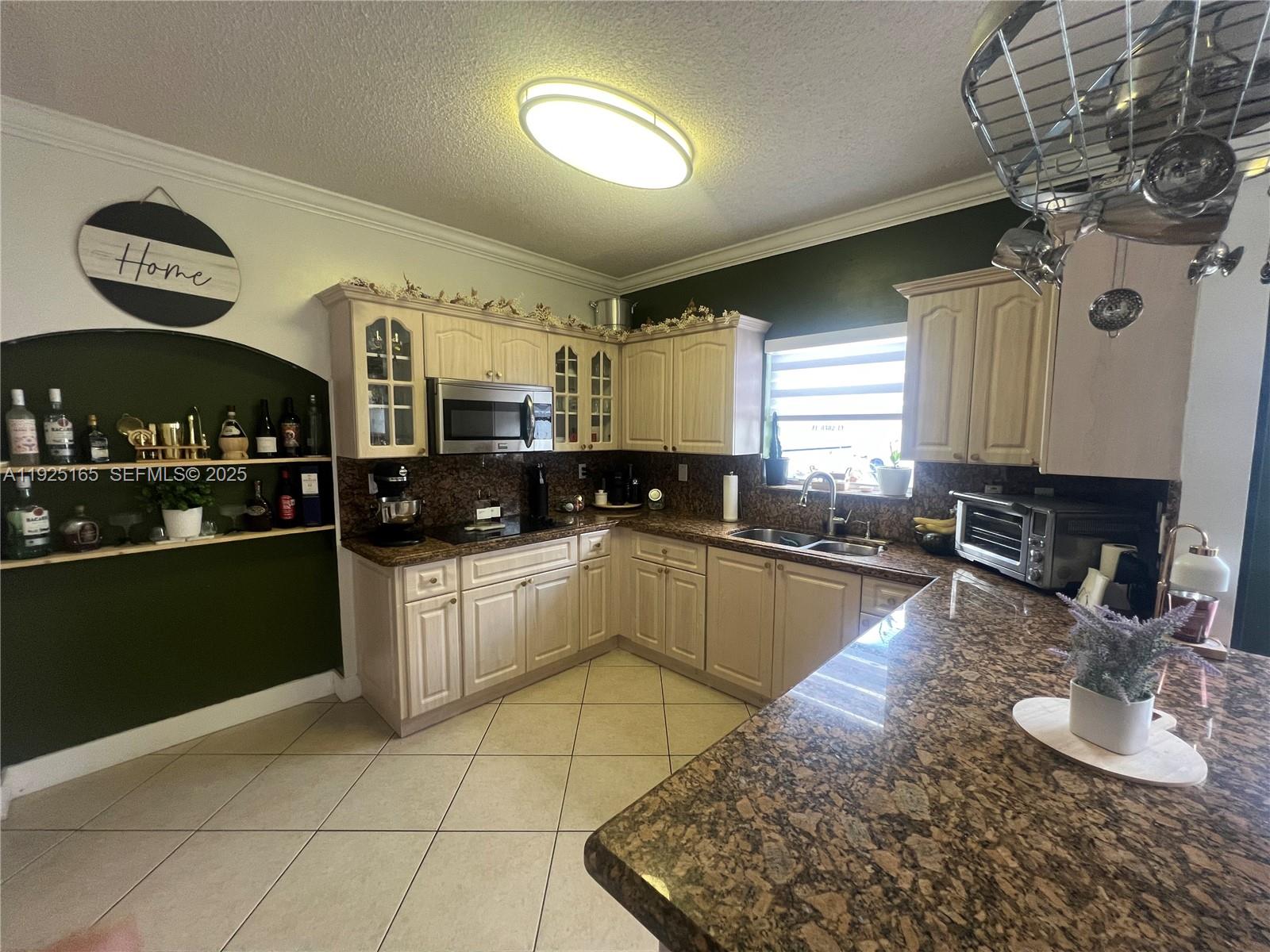 MAGNY SUB - Residential