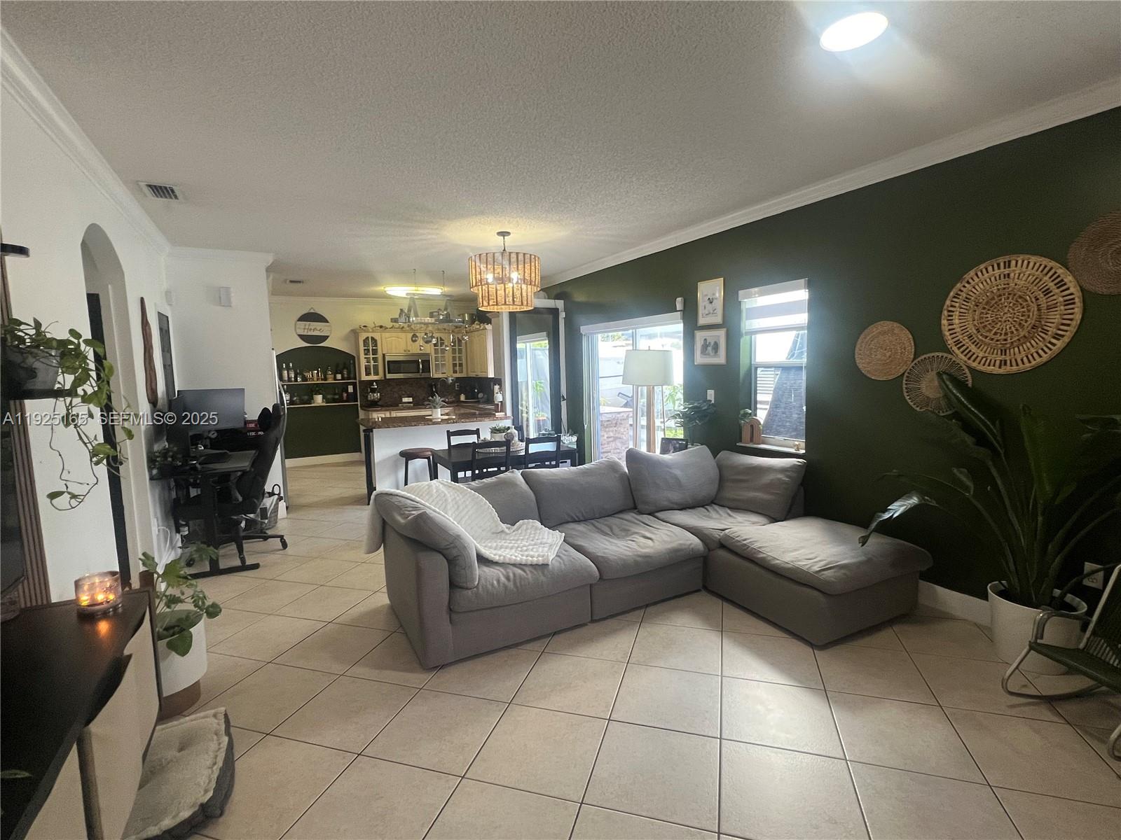 MAGNY SUB - Residential