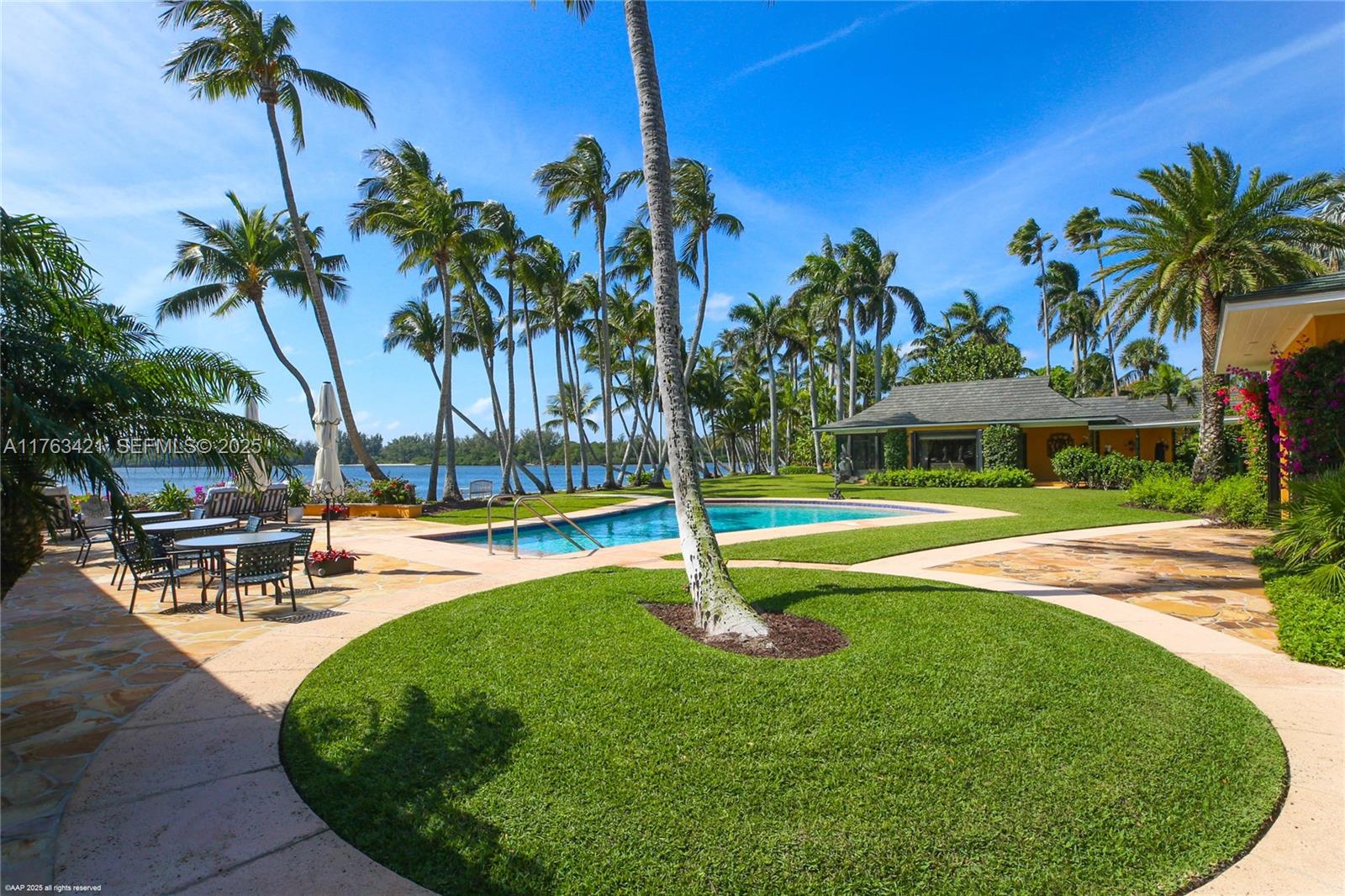 Jupiter Island - Residential