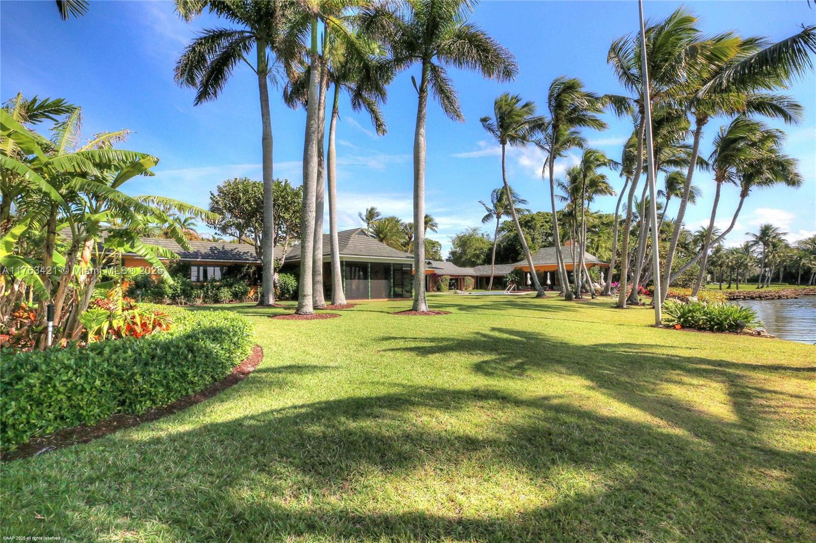 Jupiter Island - Residential
