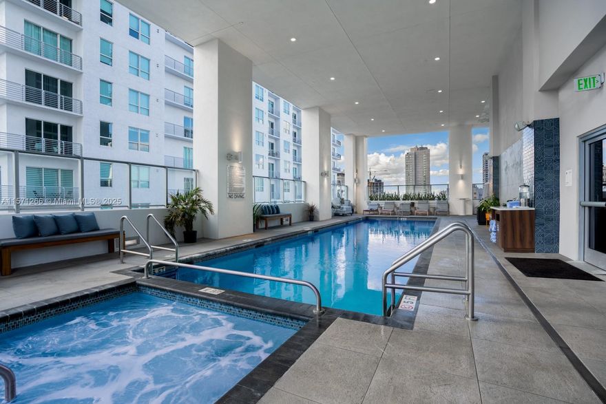 Discover this immaculate and spacious 1-bed, 1-bath residence, featuring 556 SqFt of living space, perfect for investors and buyers alike. With a walk-in closet, in-unit laundry, and a charming balcony, this condo offers both comfort and style.
Currently generating excellent income, this unit is tenant-occupied with a reliable lease for the next 3 yrs, providing cash flow from day one. This is a rare opportunity to invest in a condo with no restrictions, allowing you to enjoy it as your personal retreat or capitalize on its lucrative rental potential through daily rentals—with or without an existing hotel program.
The building is ideally located in the heart of Downtown, steps from the Bayside, Edgewater, Brickell, and a 15-minute drive to MIA and South Beach. 48-hour notice required.