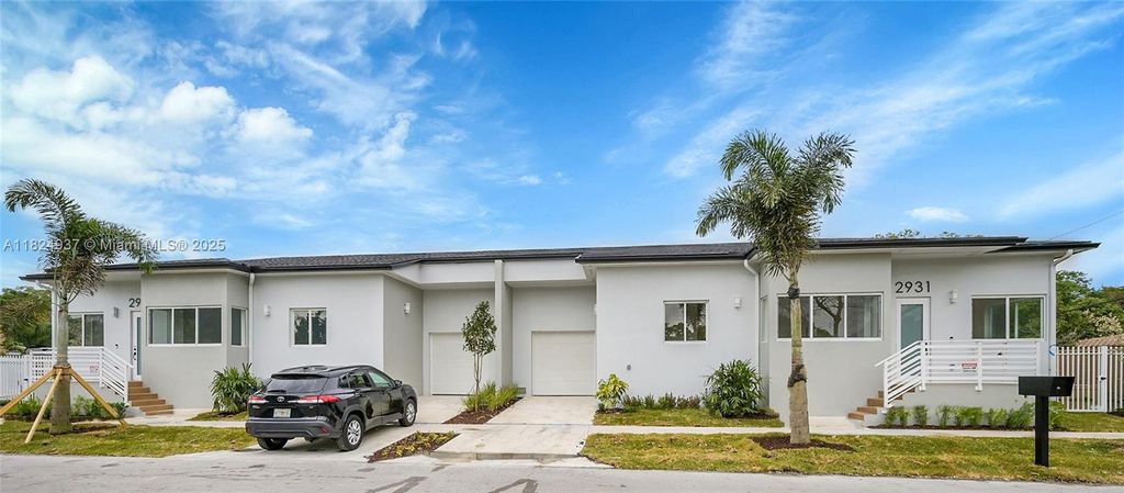 Photo of 2931 SW 12th Ave #1, Fort Lauderdale, FL 33315 (MLS # A11824937)