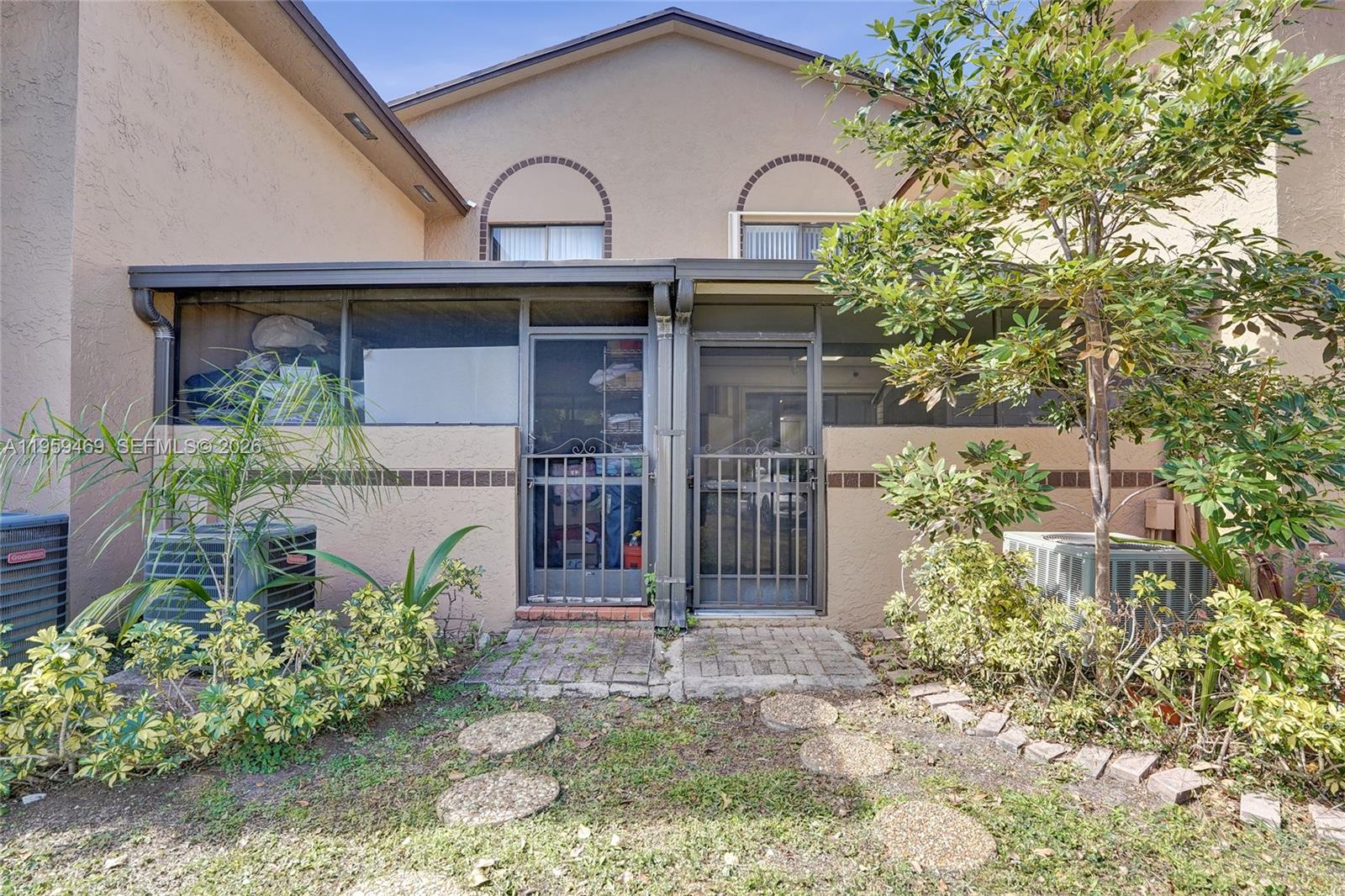 CENTURA PARC - Residential