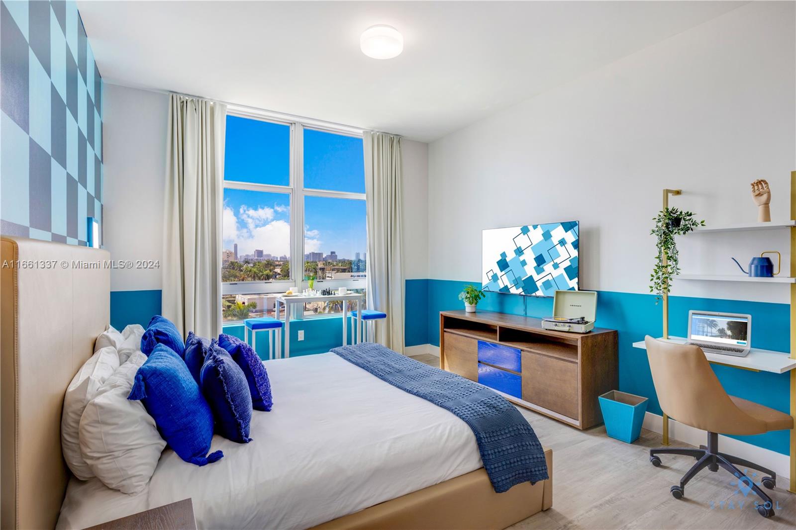 View photos, virtual tours, details... 777 N Ocean Dr S527