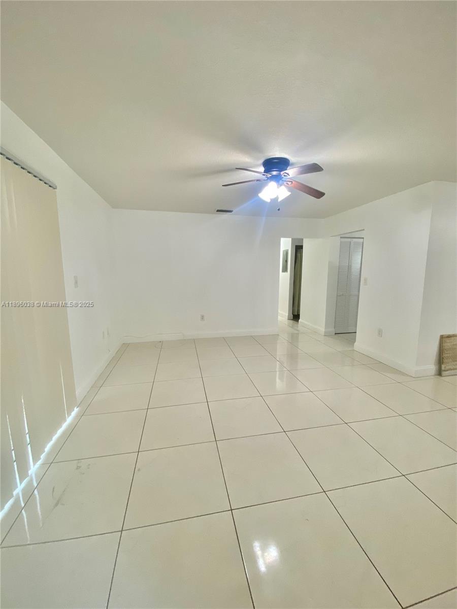 OCEAN ISLE ESTATE - Residential Lease