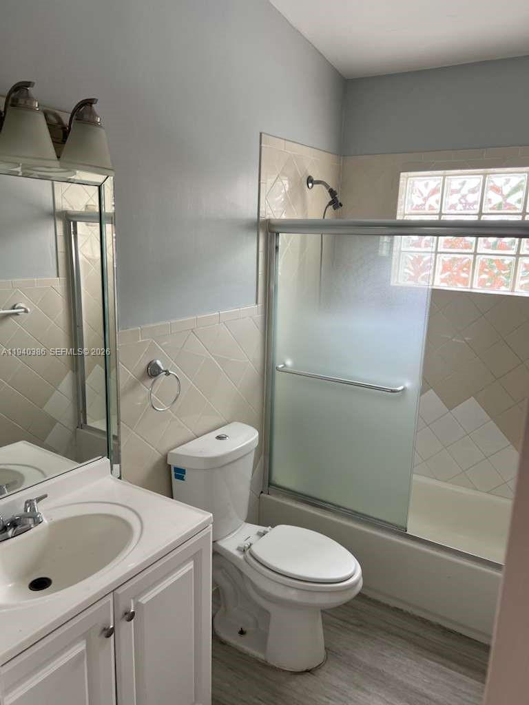 SUNSWEPT ESTATES - Residential Lease