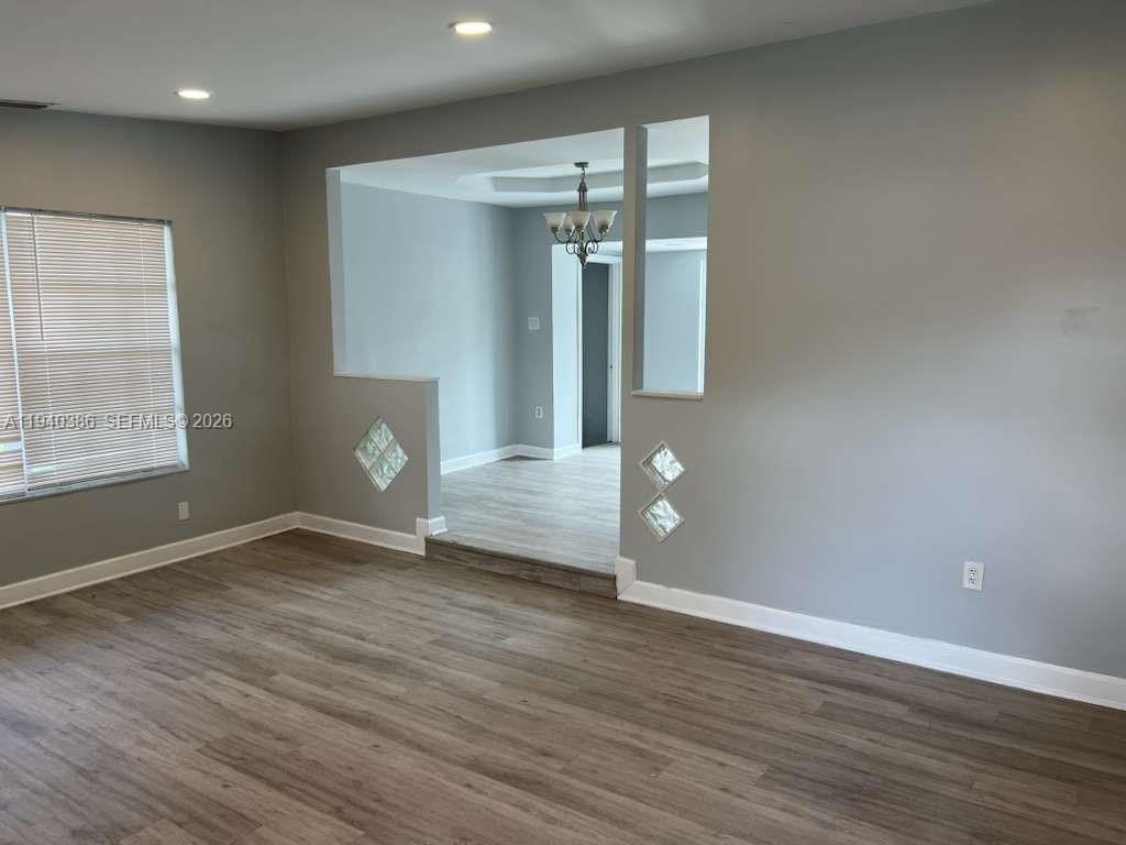 SUNSWEPT ESTATES - Residential Lease