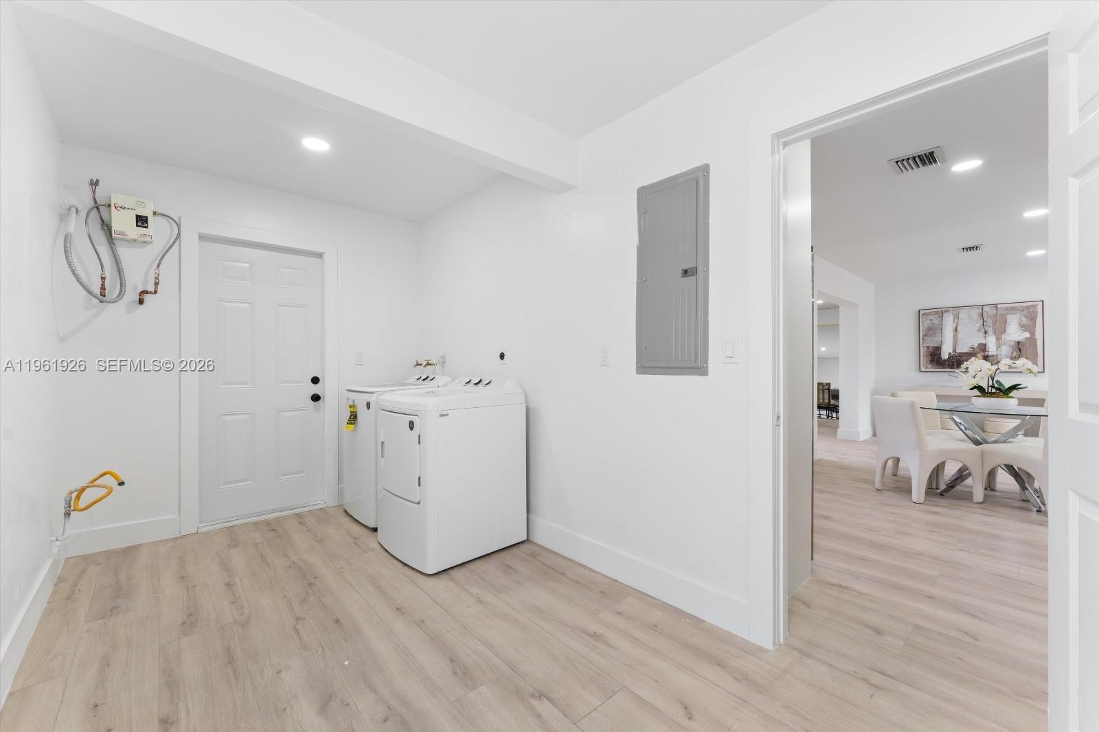 SUNRISE GOLF VILLAGE SEC - Residential