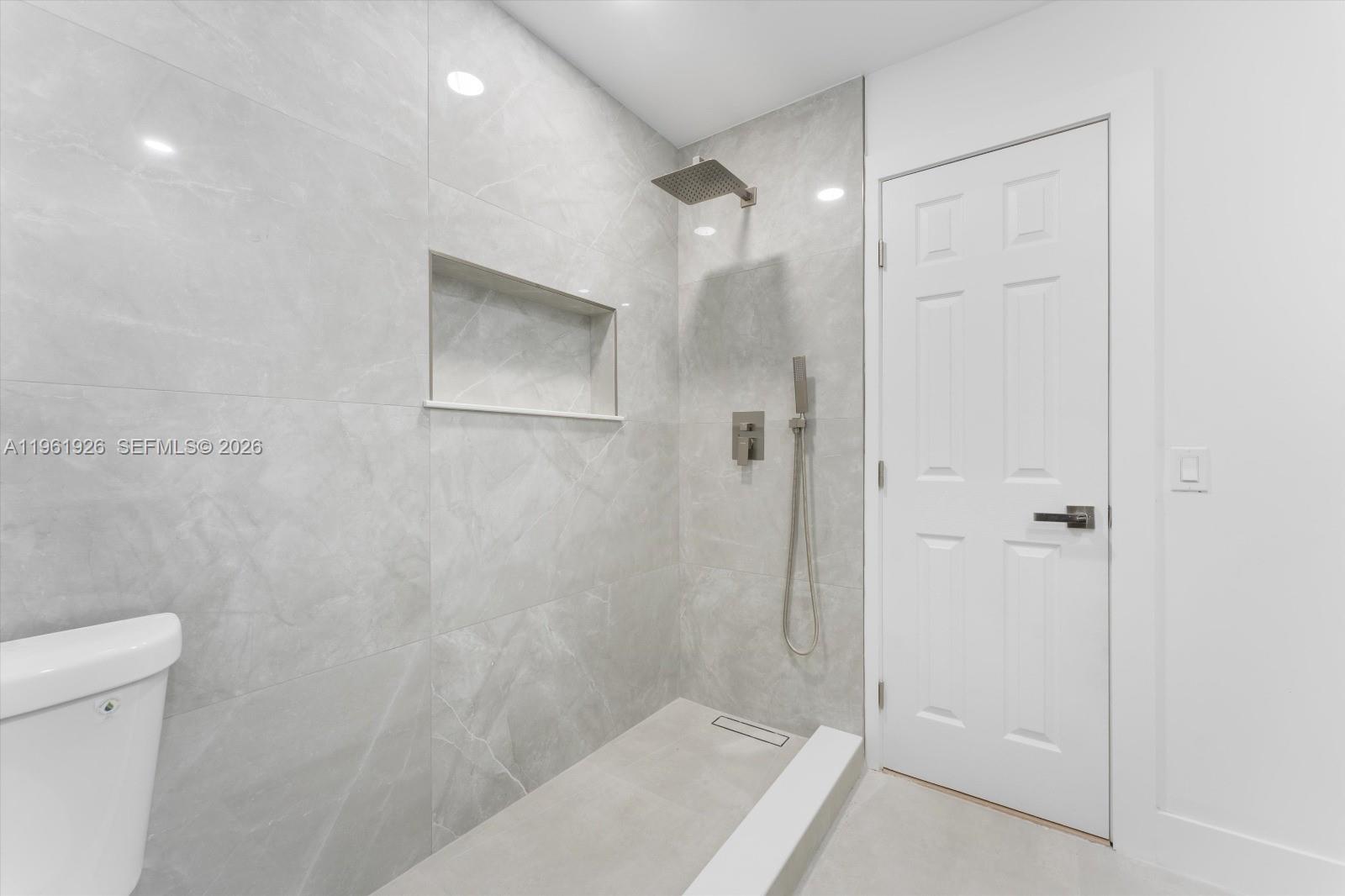 SUNRISE GOLF VILLAGE SEC - Residential