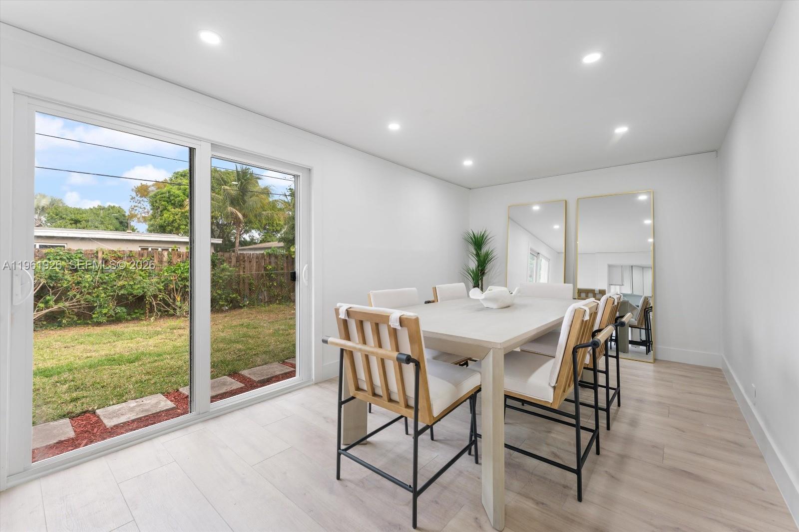 SUNRISE GOLF VILLAGE SEC - Residential