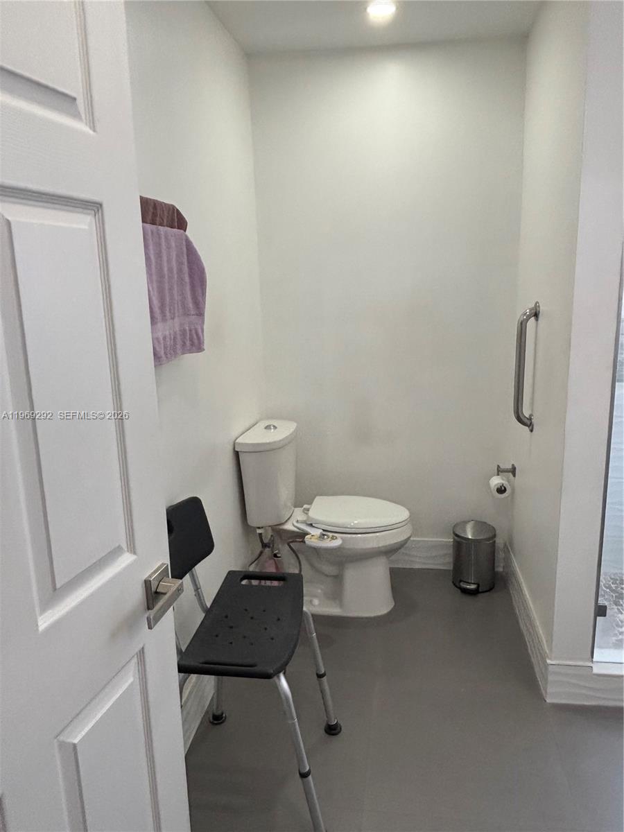 CAMBRIDGE ESTATES - Residential Lease