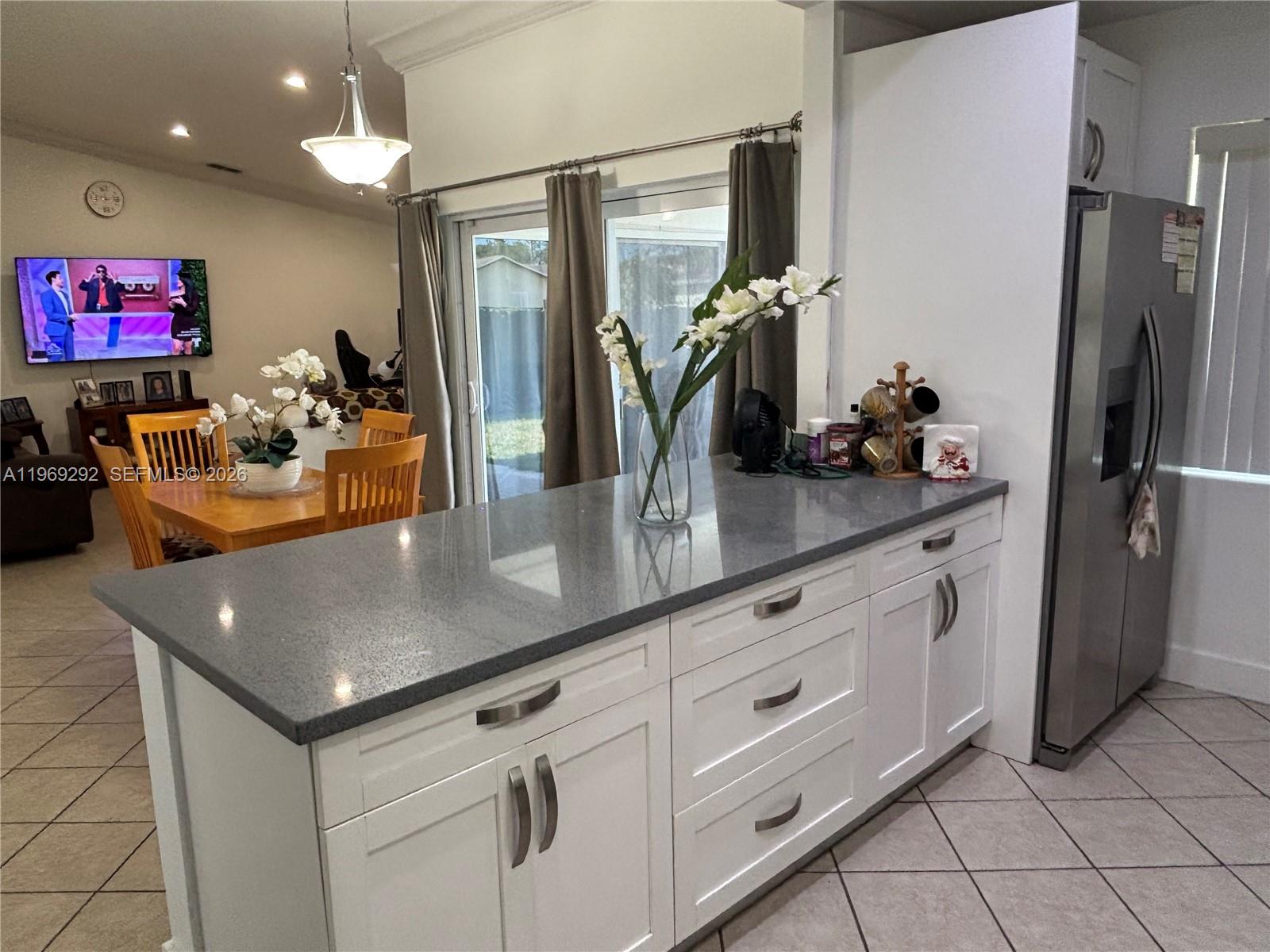 CAMBRIDGE ESTATES - Residential Lease