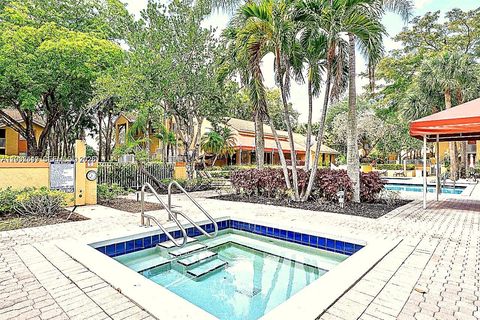 Tiny photo for 1122 Coral Club Dr #1122, Coral Springs, FL 33071 (MLS # A12005517)