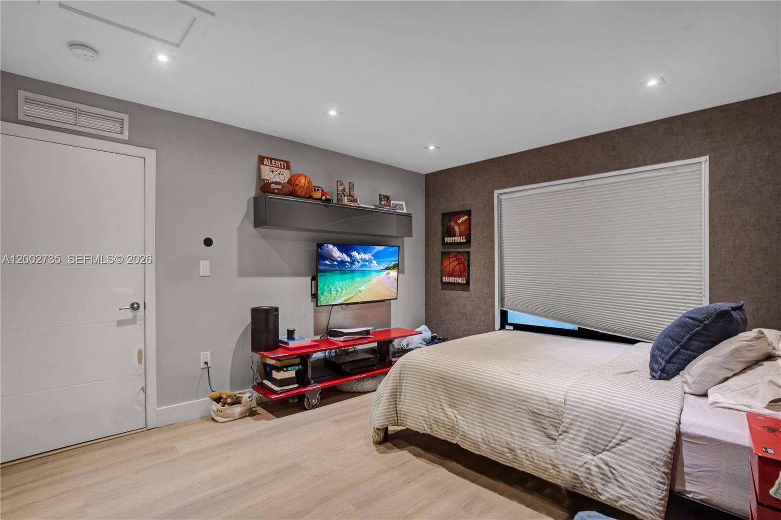 SKY LAKE ENCHANTED GARDEN - Residential