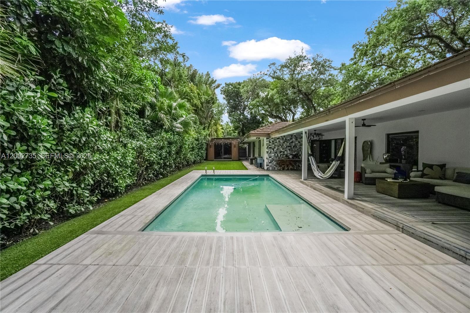 SKY LAKE ENCHANTED GARDEN - Residential