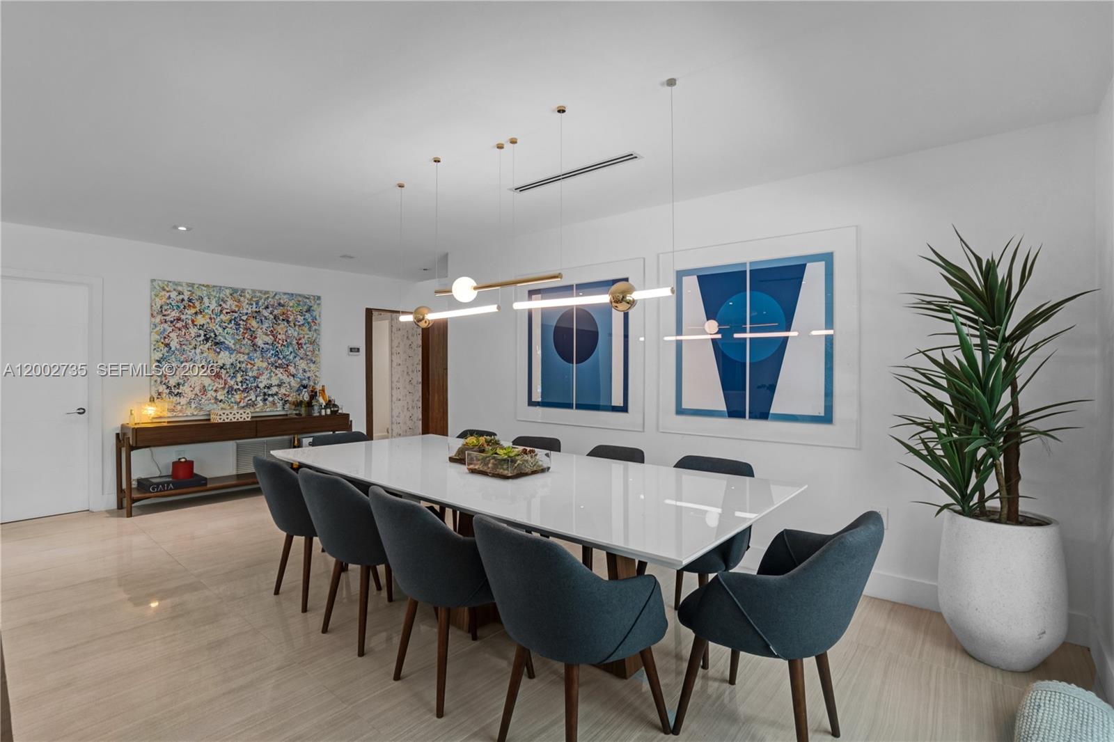 SKY LAKE ENCHANTED GARDEN - Residential