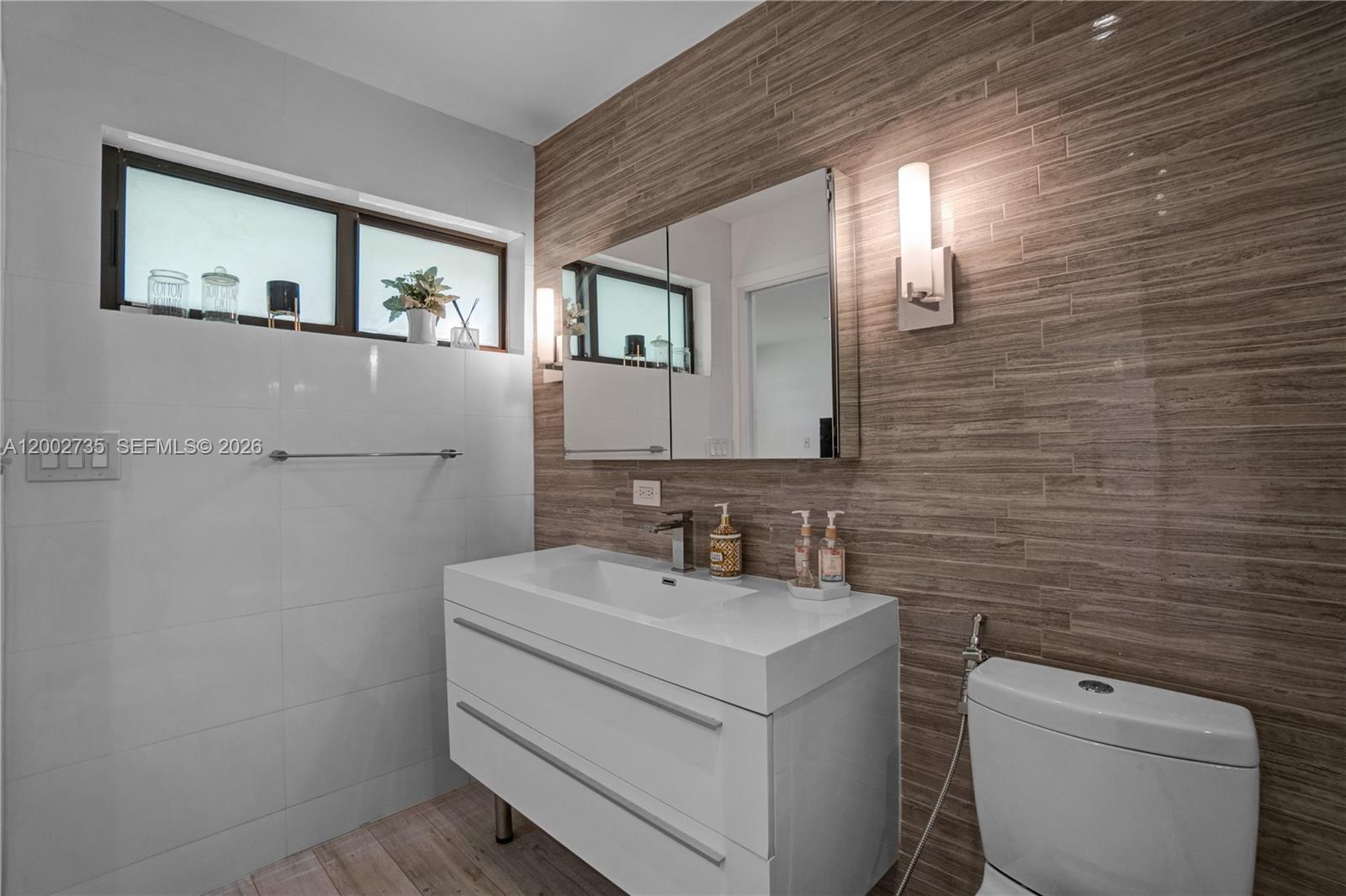 SKY LAKE ENCHANTED GARDEN - Residential