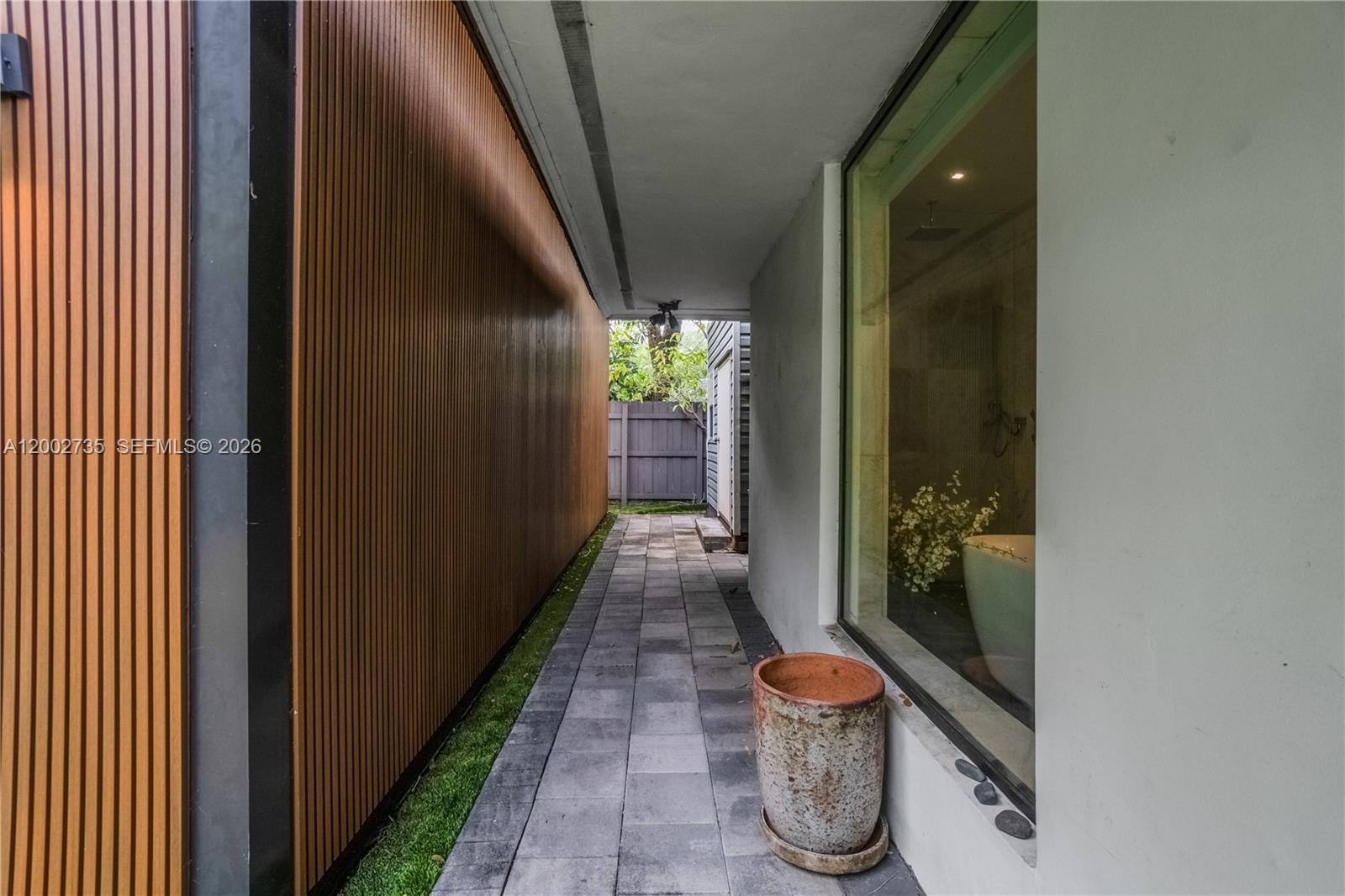 SKY LAKE ENCHANTED GARDEN - Residential