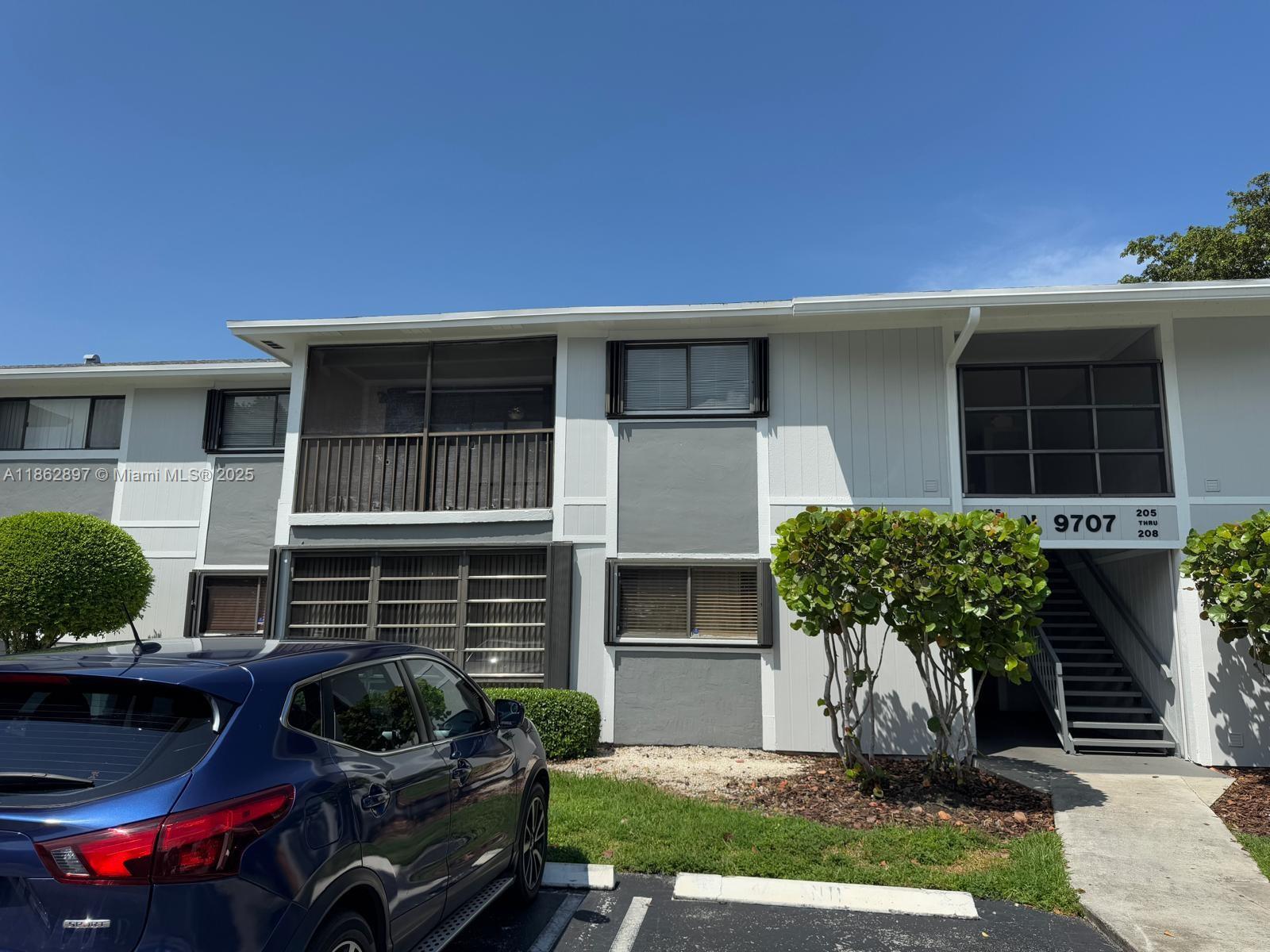 Beautiful well maintained unit, offering two spacious bedrooms, and two bathrooms in the heart of The Hammocks, second floor, washer and dryer in the unit, no utilities are included. This bright and freshly painted unit offers a functional layout, ceramic tile flooring throughout, and a private balcony. Enjoy all the Hammocks community amenities such as a pool, fitness center, and walking trails. Ideal location near shopping, restaurants, public transportation and excellent schools. Available for immediate move-in!