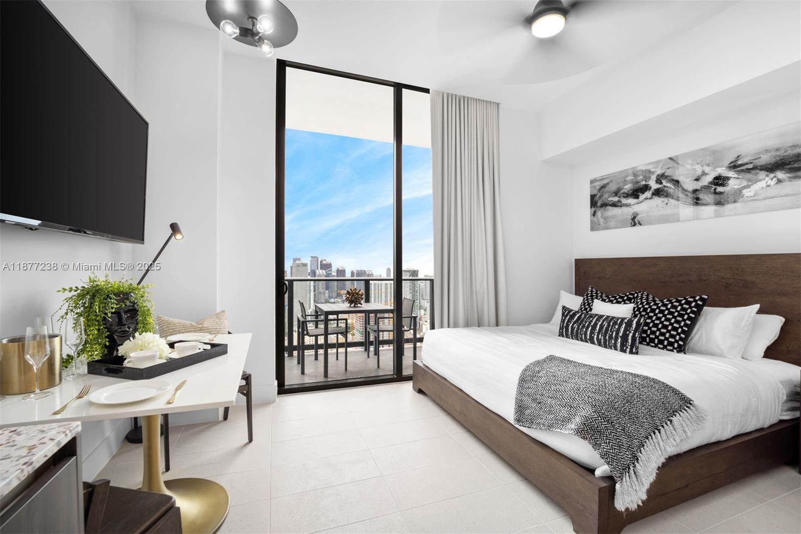 NATIIVO / GALE RESIDENCES - Residential