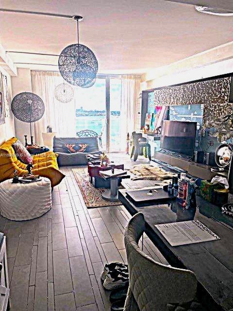 1100 WEST CONDO - Residential Lease