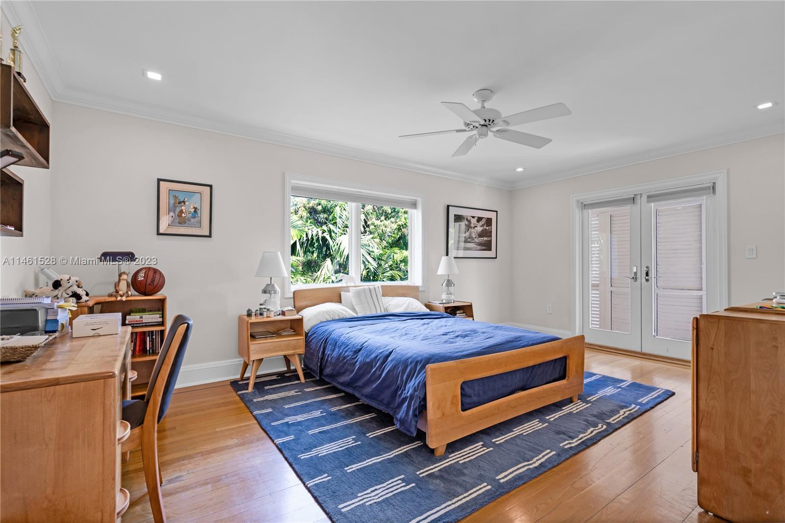 SUNSET ISLANDS-ISLAND NO - Residential