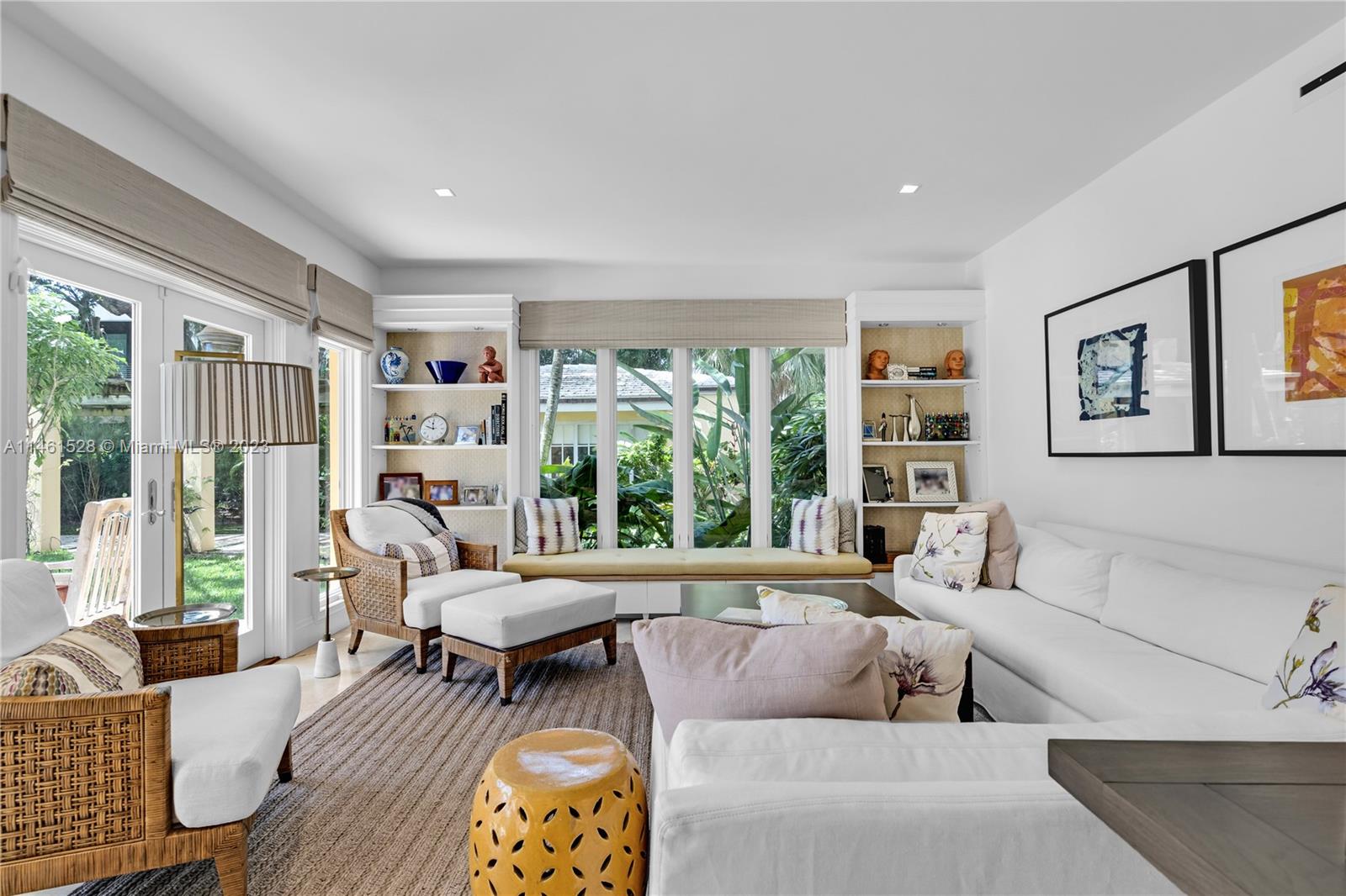 SUNSET ISLANDS-ISLAND NO - Residential