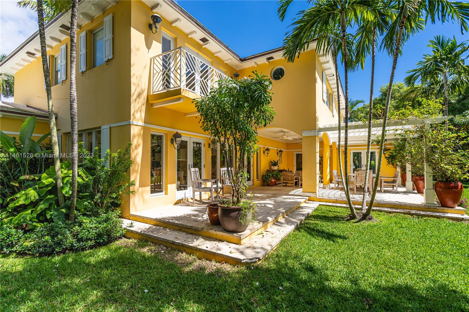 SUNSET ISLANDS-ISLAND NO - Residential