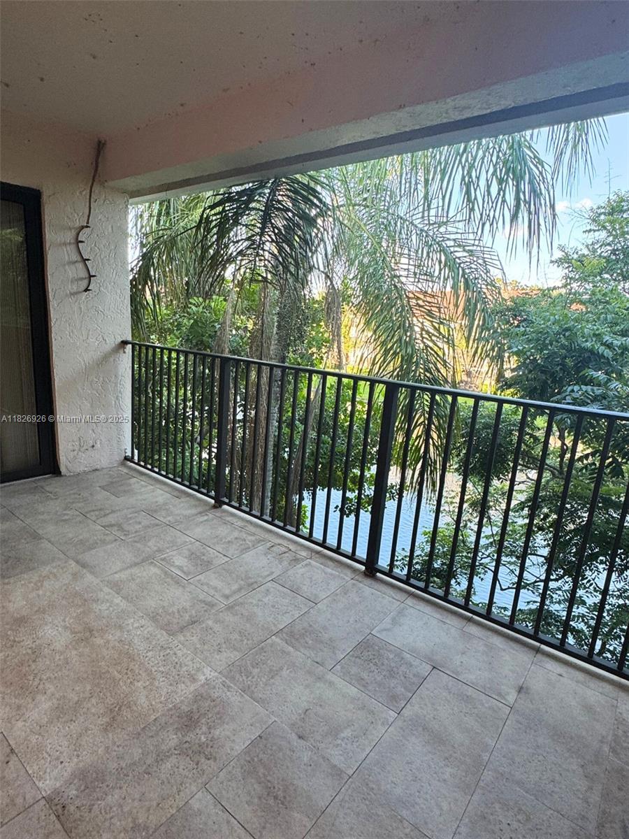 10141 W Sunrise Blvd 302