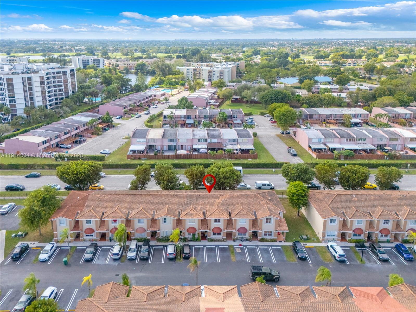 KENDALE LAKES NORTH SEC 9 - Residential