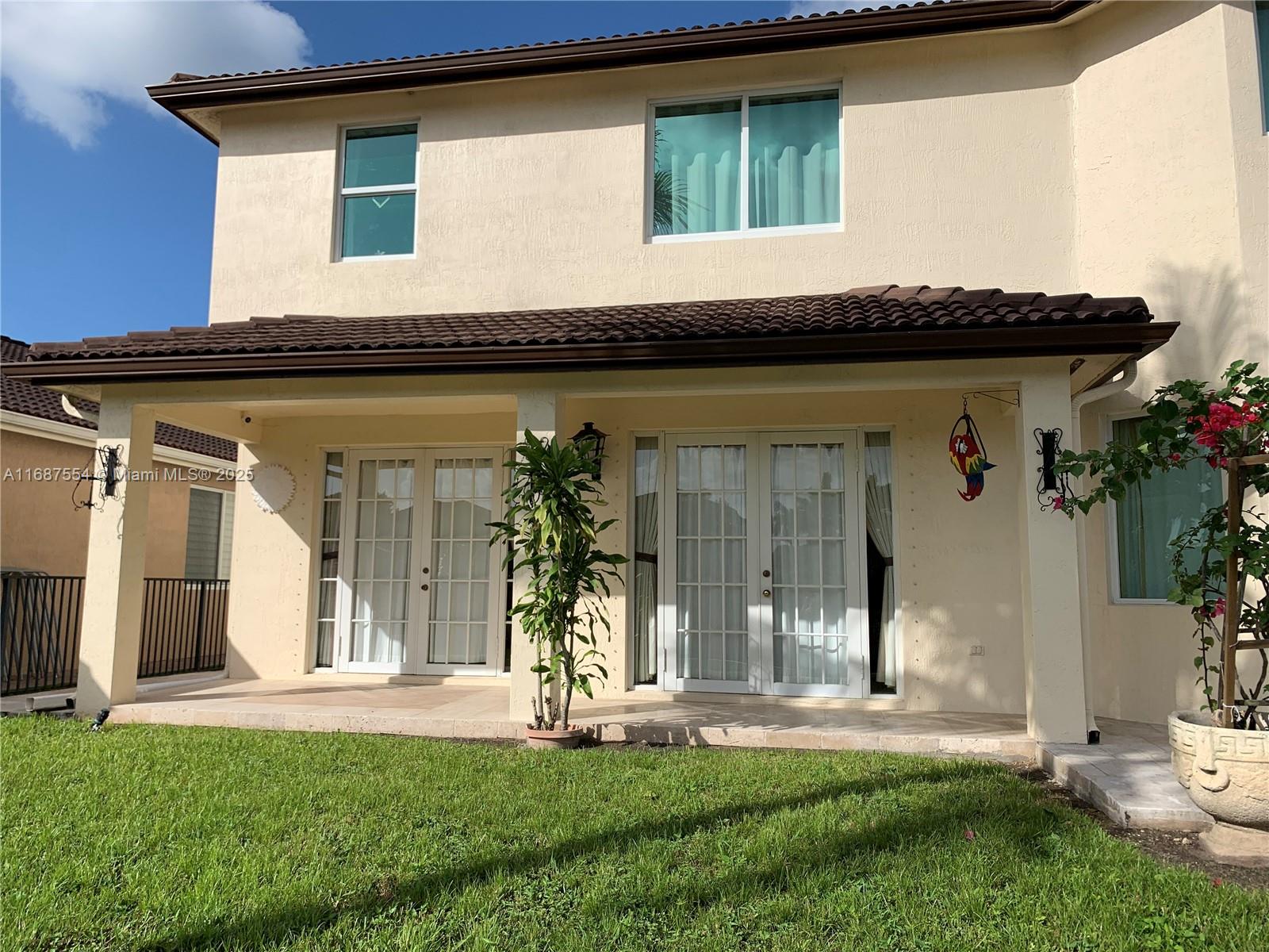 GRAND LAKES PHASE II - Residential