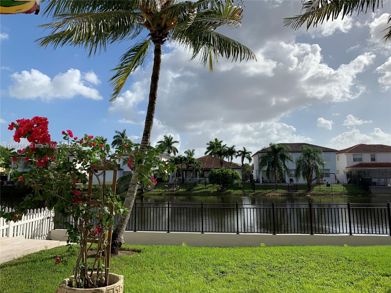 GRAND LAKES PHASE II - Residential