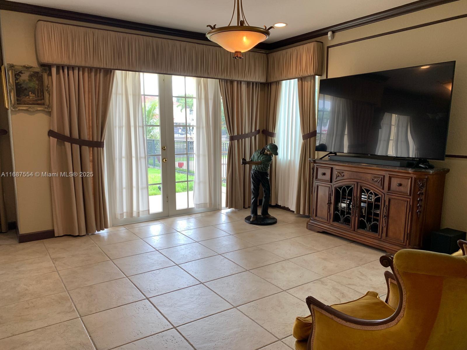 GRAND LAKES PHASE II - Residential