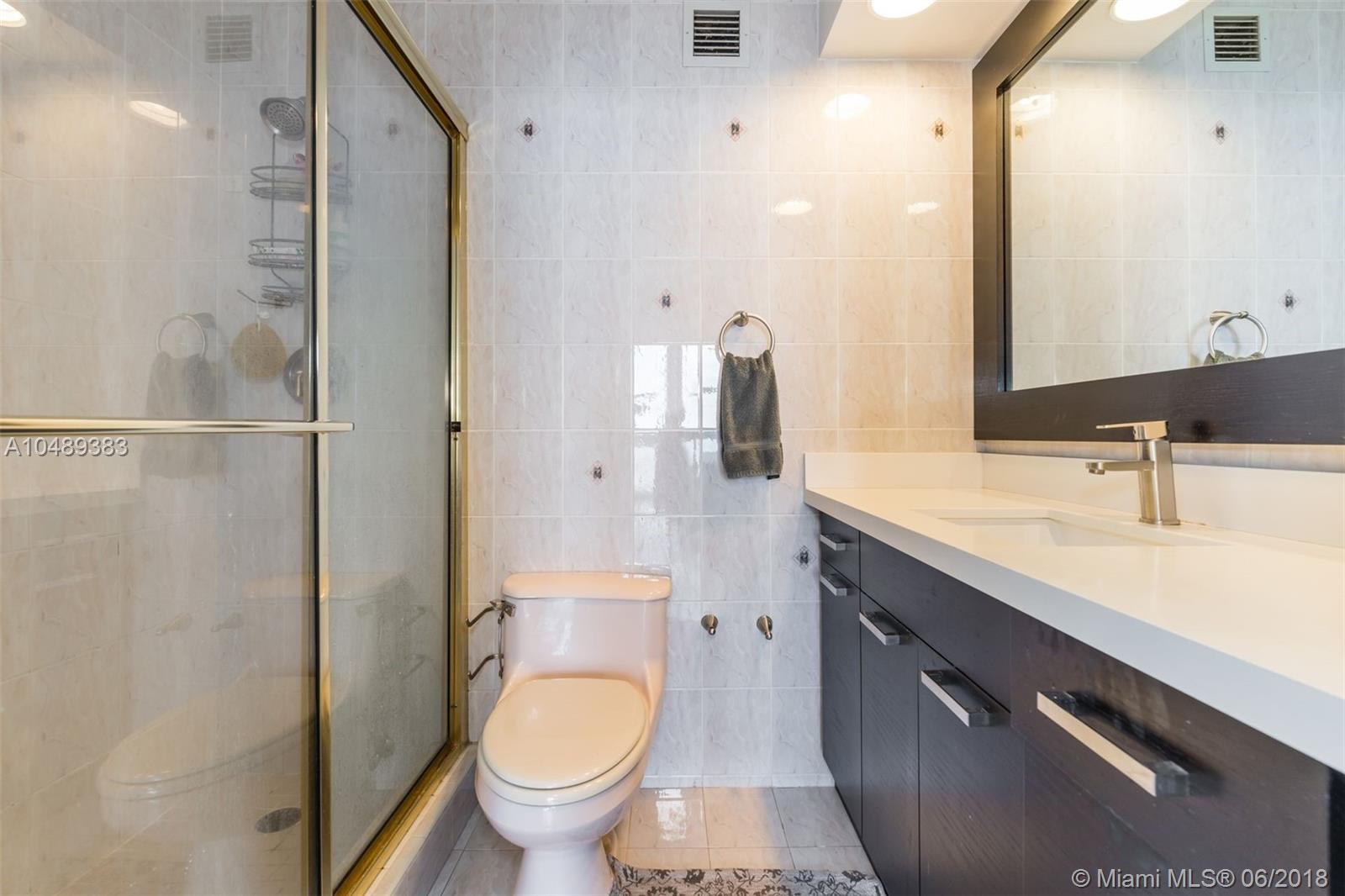 BRICKELL TOWNHOUSE CONDO - Residential