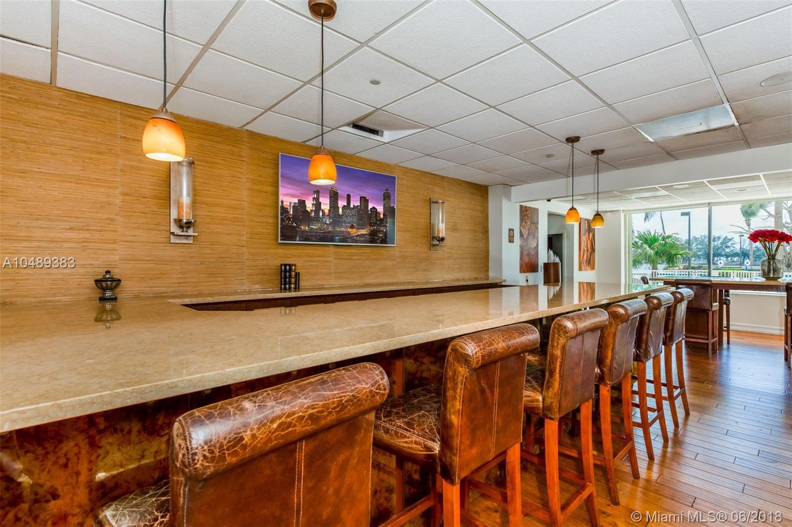 BRICKELL TOWNHOUSE CONDO - Residential