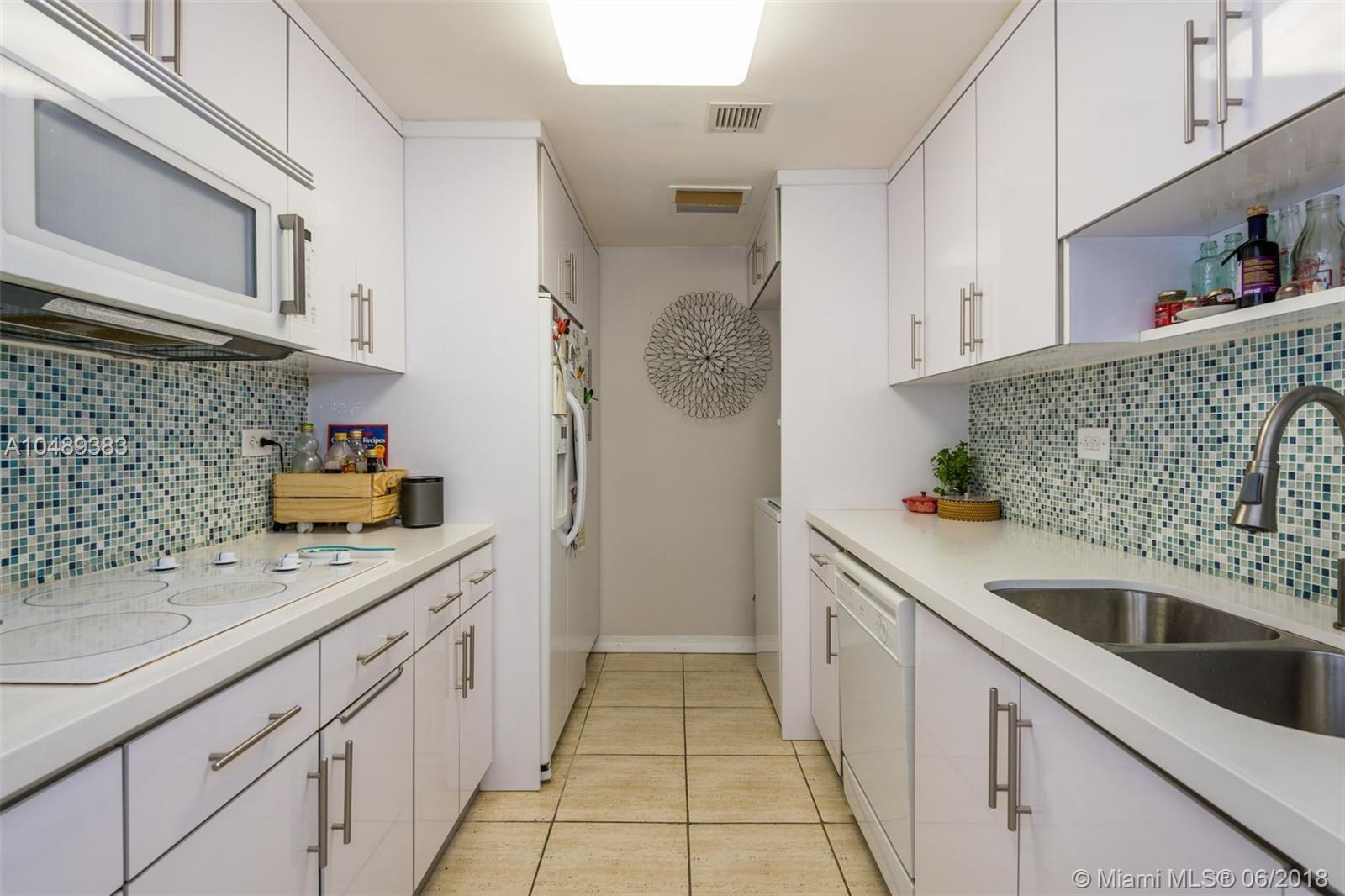 BRICKELL TOWNHOUSE CONDO - Residential