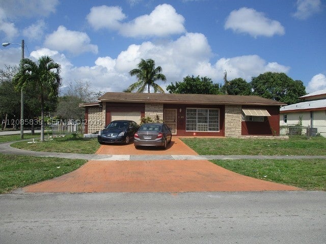 205 NE 175th St