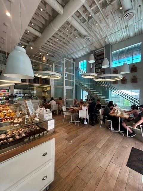 929 Collins Ave Miami Beach FL 33139