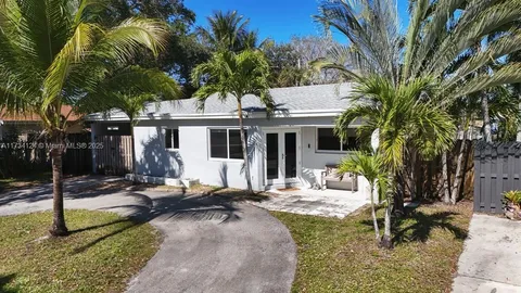 6881 Freedom St, Hollywood, FL 33024 - MLS#: A11734124